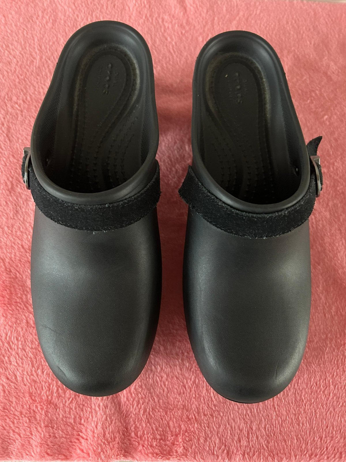 Zwarte Crocs met hak - Maat 38, Kleding | Dames, Schoenen, Ophalen of Verzenden, Zo goed als nieuw, Zwart, Schoenen met hoge hakken