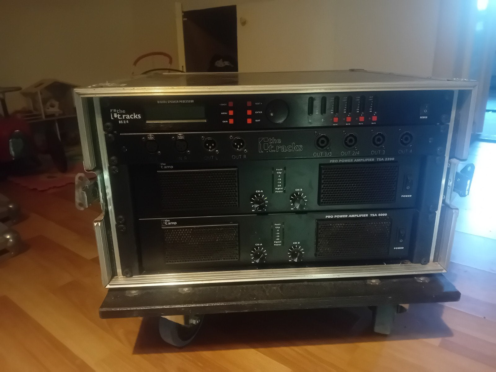 T.amp versterker rack, Ophalen of Verzenden, Zo goed als nieuw
