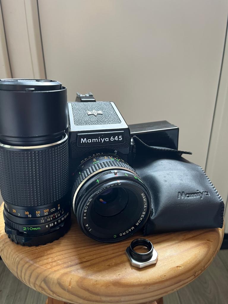 Mamiya 645S set met 2 lenzen en accesoires, Audio, Tv en Foto, Fotocamera's Analoog, Ophalen of Verzenden, Zo goed als nieuw, Spiegelreflex