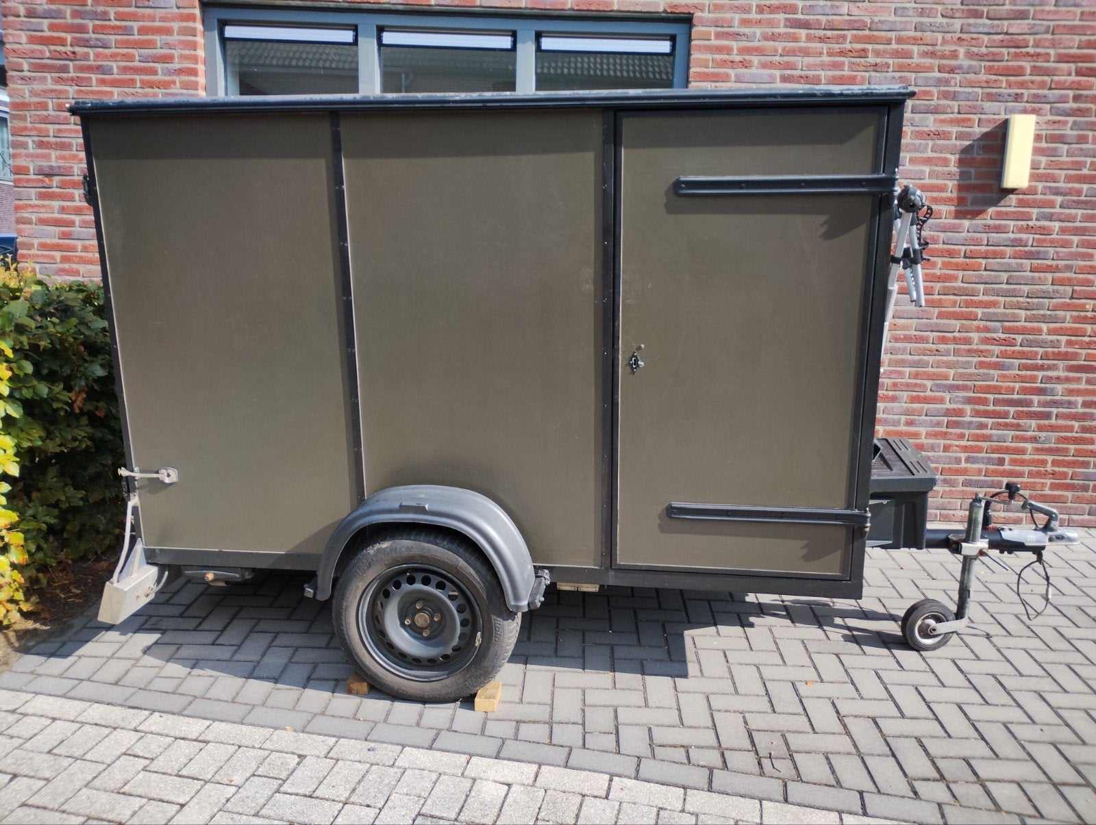 Camptrailer of gesloten aanhangwagen, Ophalen