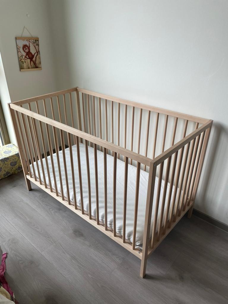 Ikea Sniglar + 3 hoeslakens, Kinderen en Baby's, Babywiegjes en Ledikanten, Ophalen, Zo goed als nieuw, Ledikant