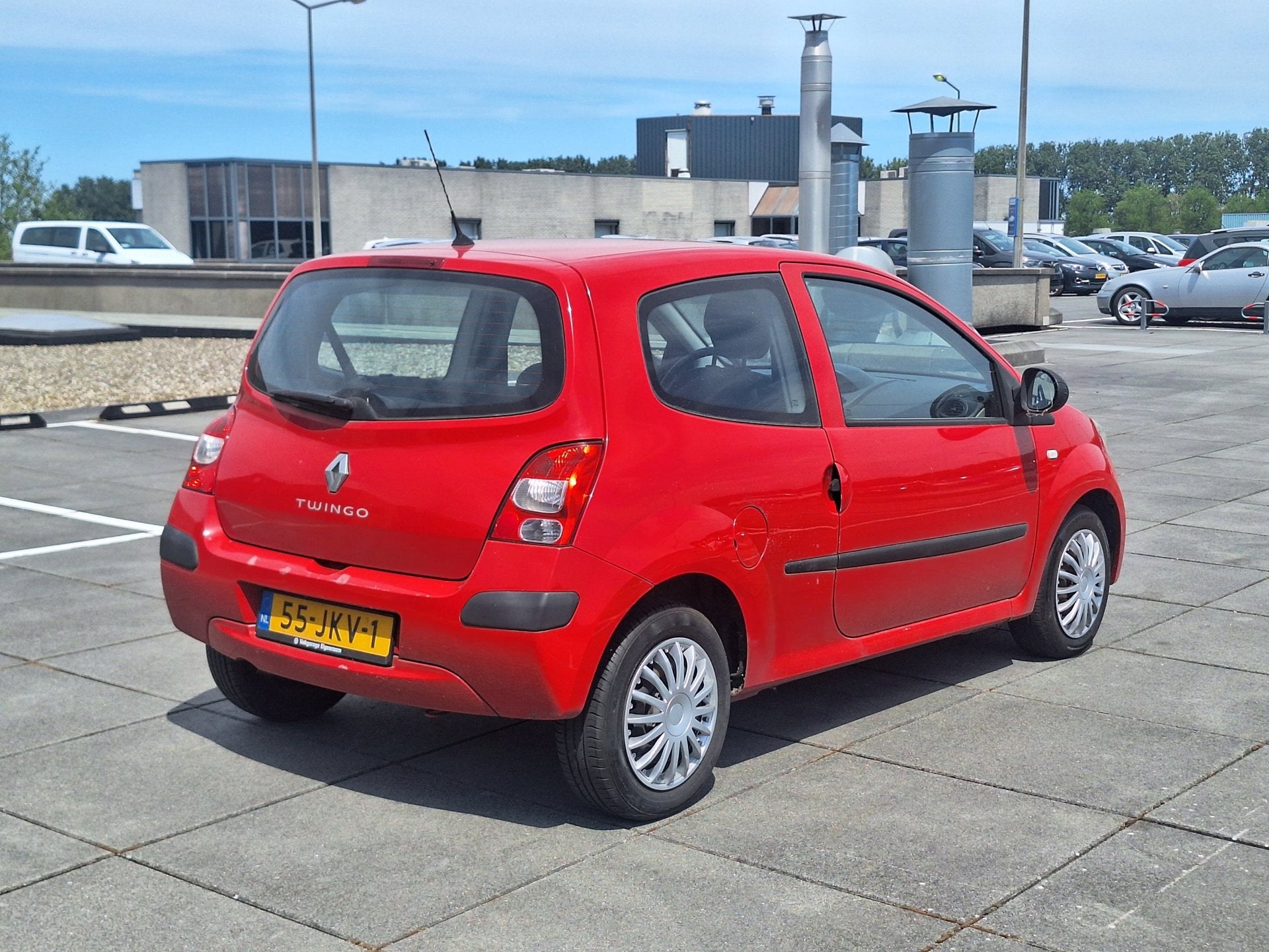 Renault Twingo €2647,- 1.2 Authentique Apk 2027 Airconditi, Voorwielaandrijving, Gebruikt, 31 €/maand, 4 cilinders