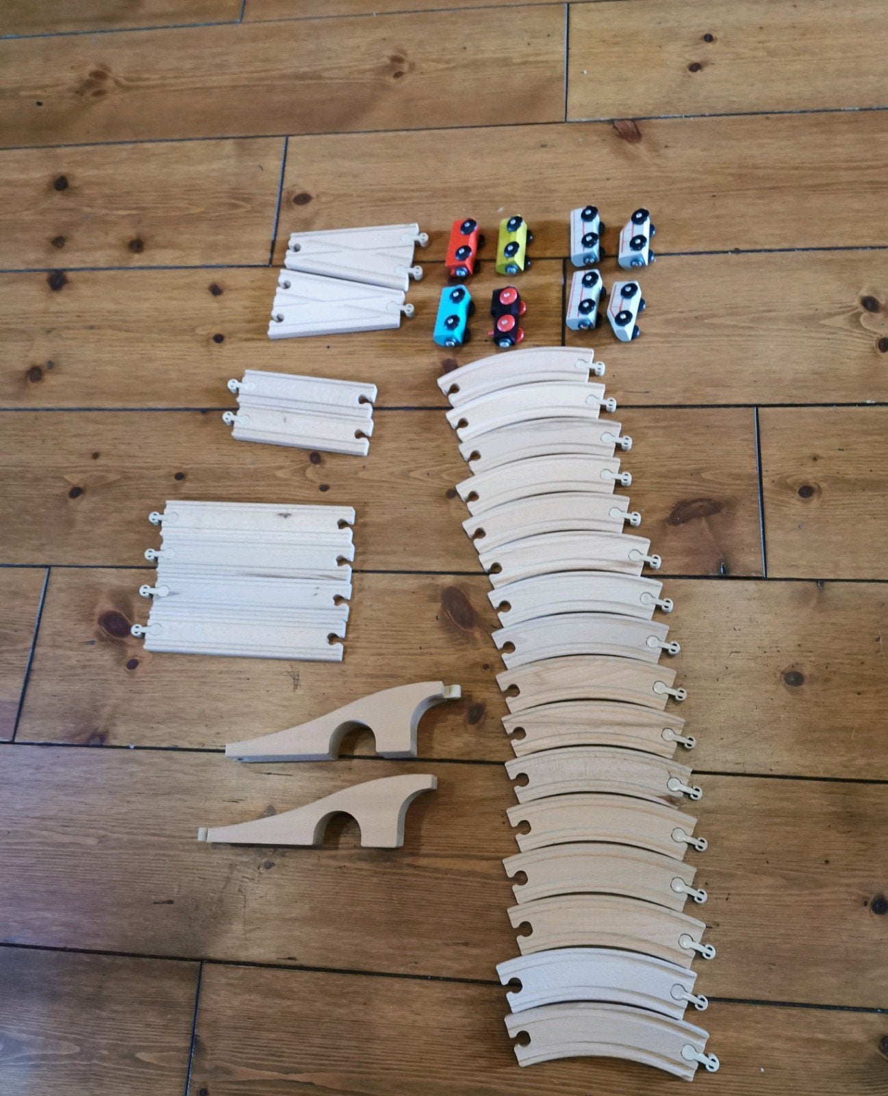 IKEA houten trein rails met magneet wagons, Ophalen of Verzenden, Gebruikt, Overige typen