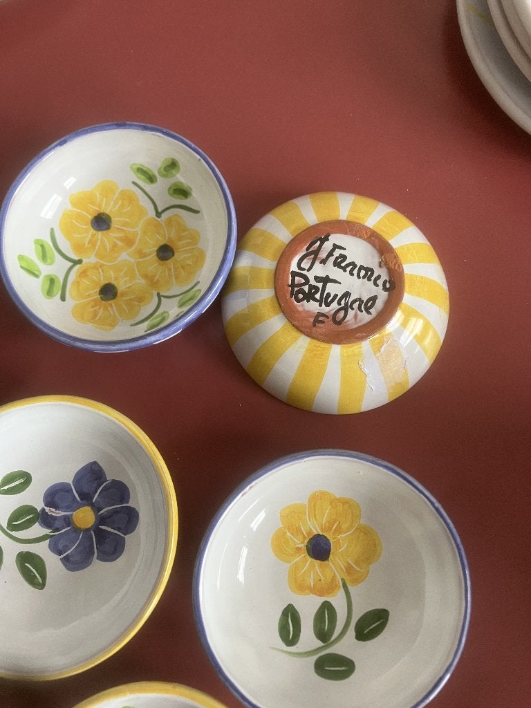 5 handbeschilderde keramische mini-schaaltjes uit Portugal, Keramiek, Ophalen of Verzenden, Overige stijlen, Schaal of Schalen