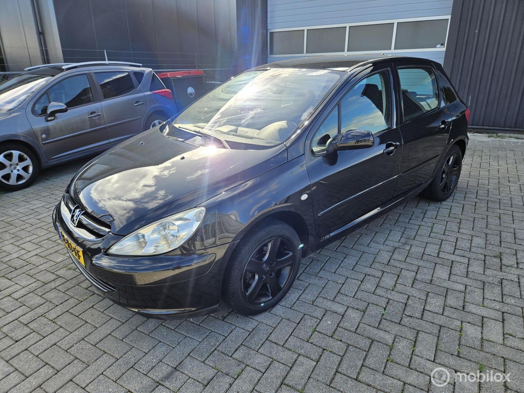 Peugeot 307 1.6-16V XS Premium AIRCO/CRUISE/APK 08/2027 VAST, Voorwielaandrijving, Gebruikt, 4 cilinders, 635 kg