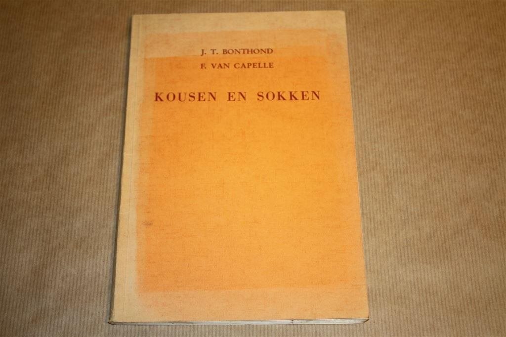 Kousen en sokken - Oude uitgave 1958, Ophalen of Verzenden, Gelezen, Overige onderwerpen