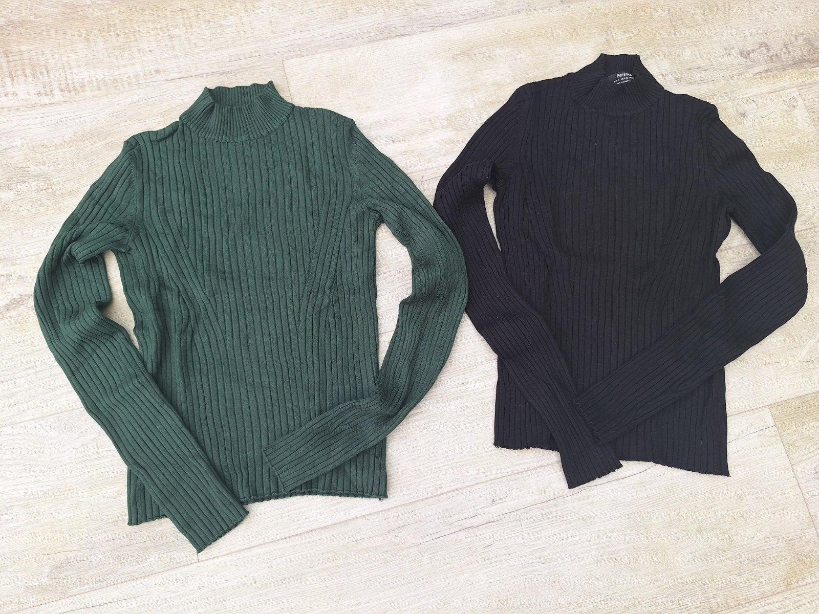 Bershka ribgebreide coltrui - Zwart & Donkergroen (Maat S), Ophalen, Zwart, Bershka, Zo goed als nieuw