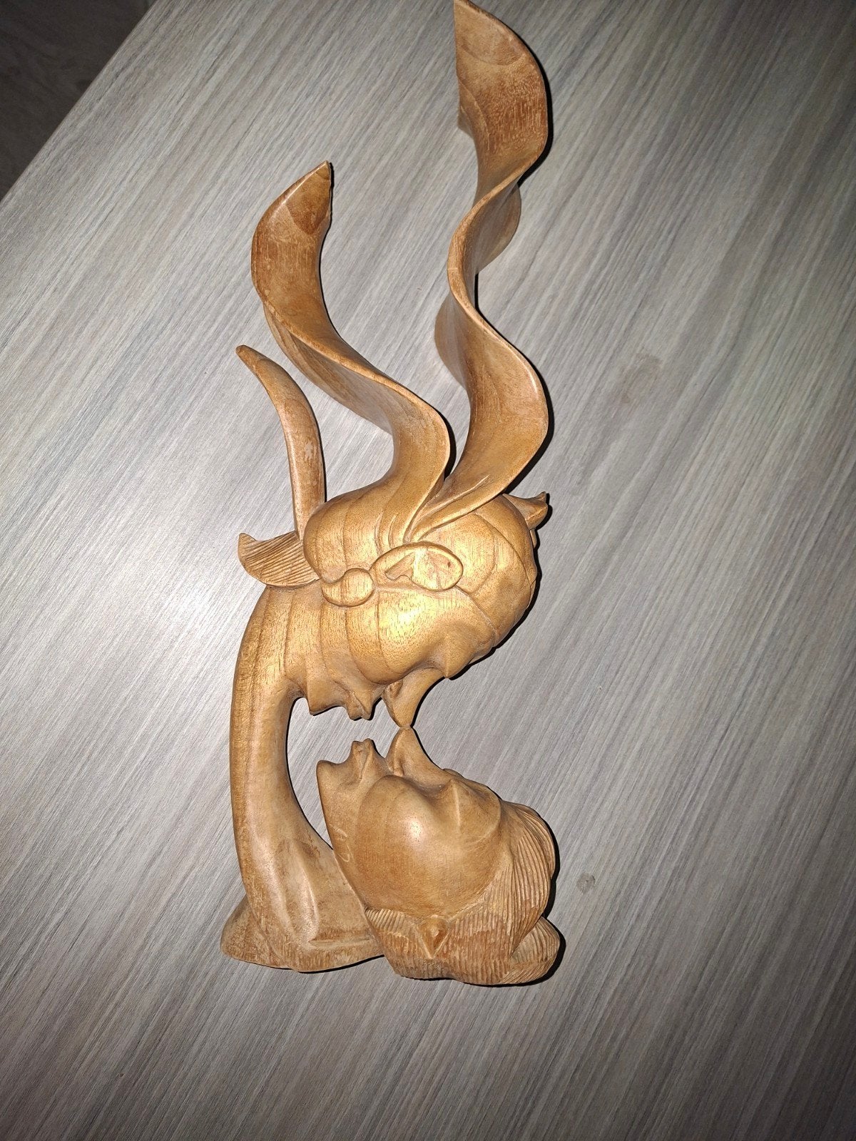 Balinees Houtsnijwerk 'De Eeuwige Kus' Jaren '70 - 50 cm, Antiek en Kunst, Ophalen of Verzenden