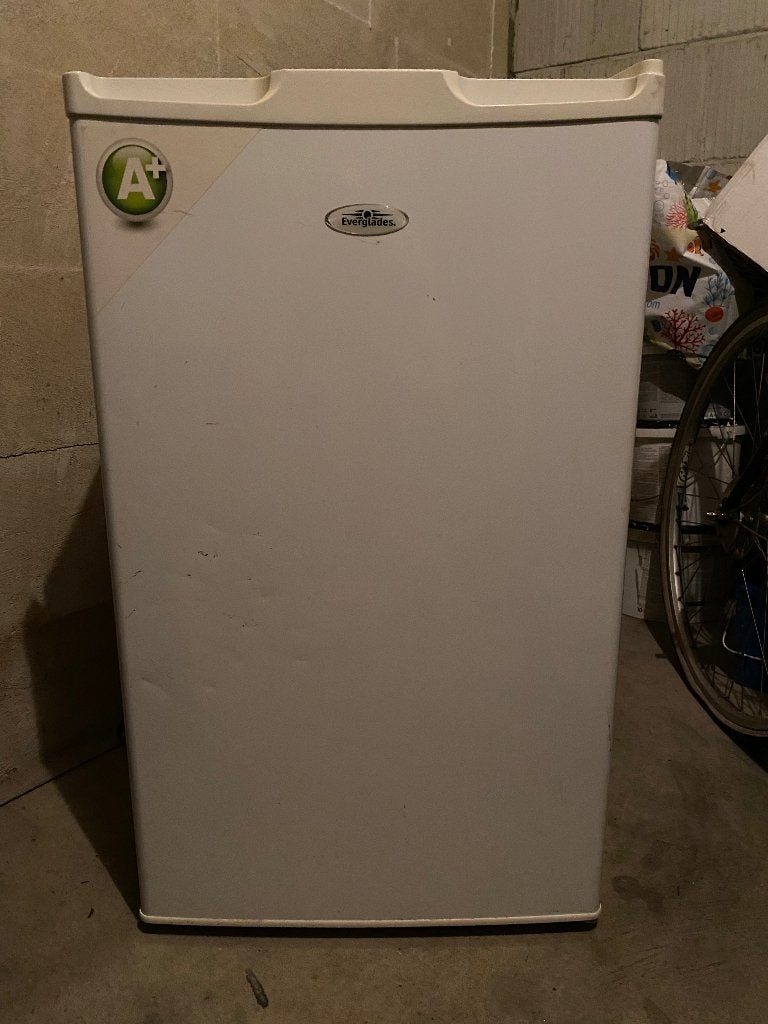 Zo goed als nieuwe vriezer (40x40x80), Ophalen, Minder dan 60 cm, Zo goed als nieuw, Energieklasse A of zuiniger