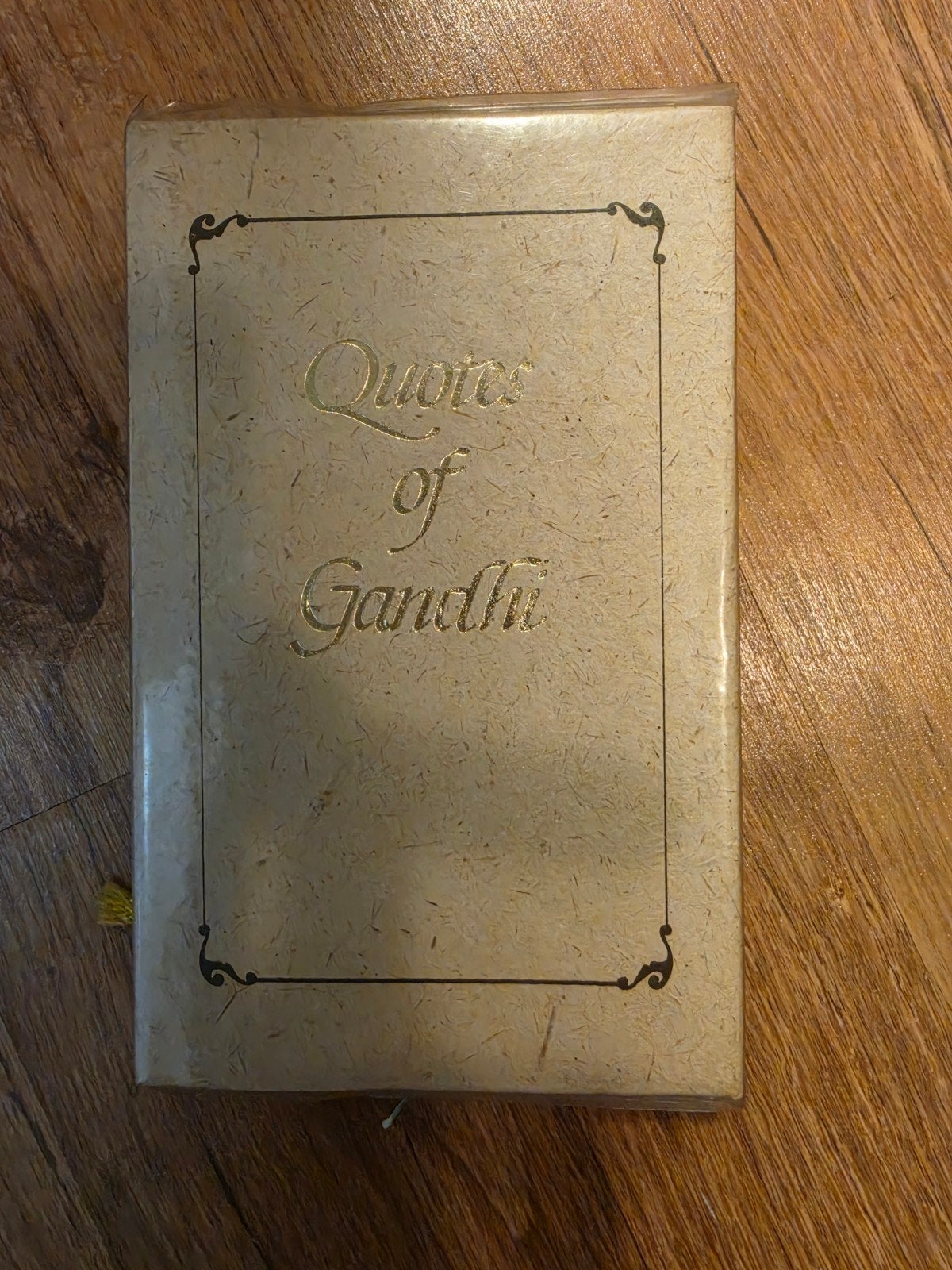 Gandhi  boek, Ophalen