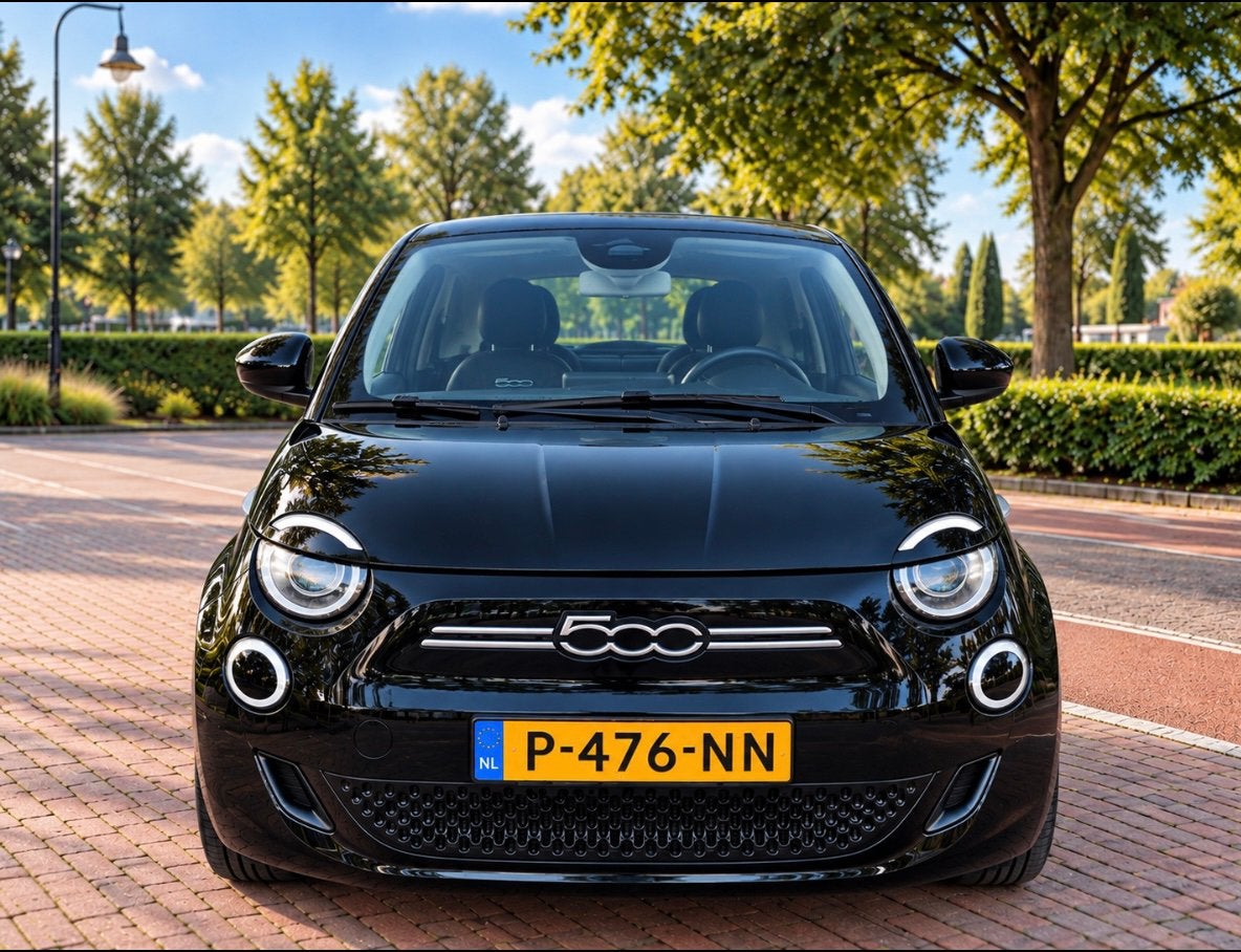 Fiat 500 ICON 24kWh 70pk AUTOMAAT 2022 Zwart ELEKTRISCH, 50 €/maand, Zwart, Origineel Nederlands, 1265 kg