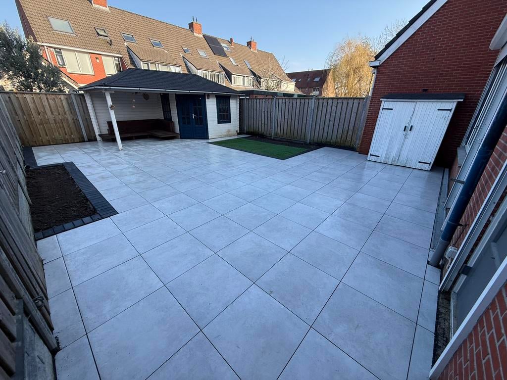 Bestrating,duglas schutingen,houten of composiet terrassen., Garantie, Tuinonderhoud of Snoeiwerk
