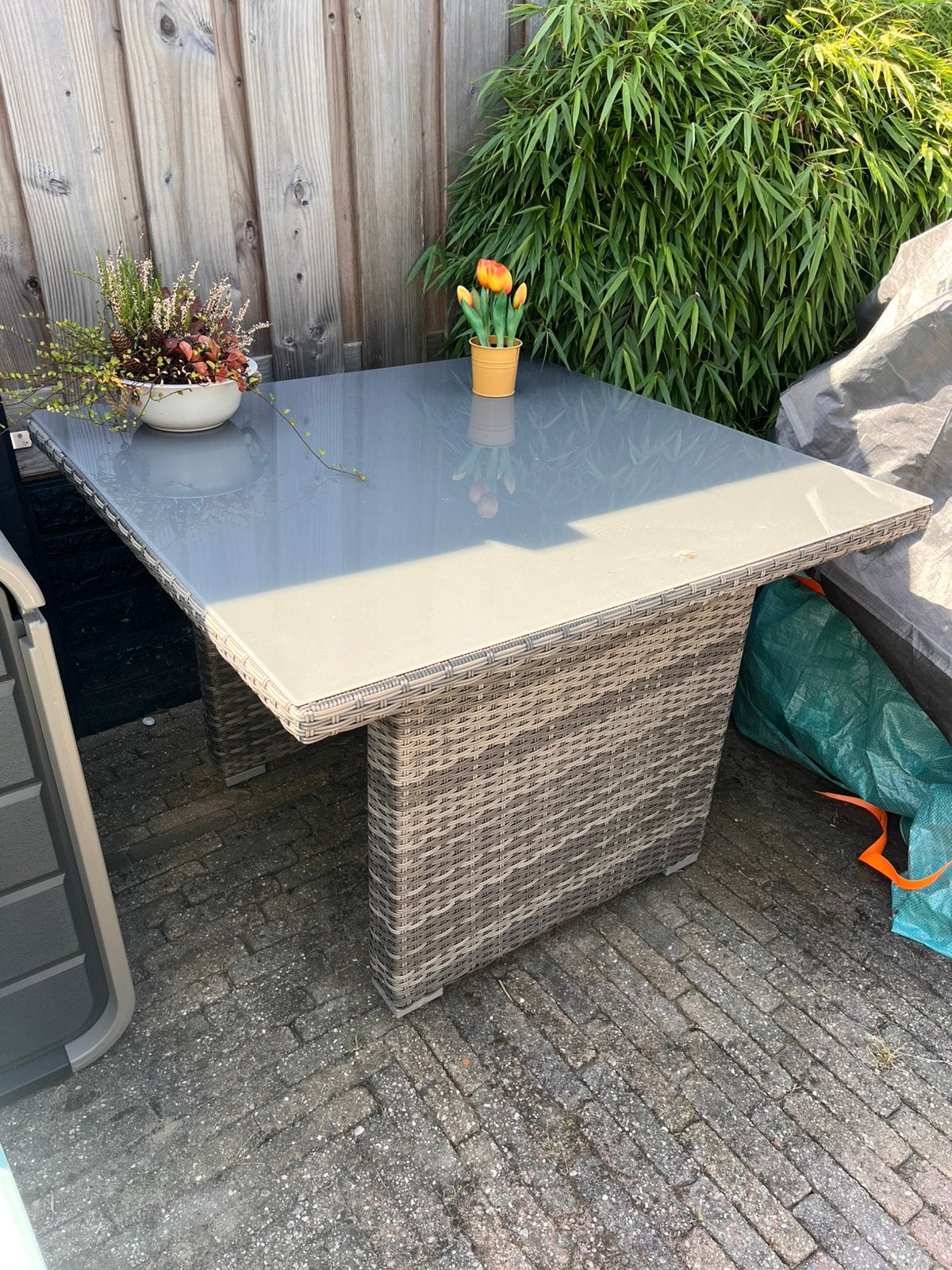 Tuintafel, Tuin en Terras, Tuinsets en Loungesets, Ophalen, Zo goed als nieuw, Overige materialen, Eettafel