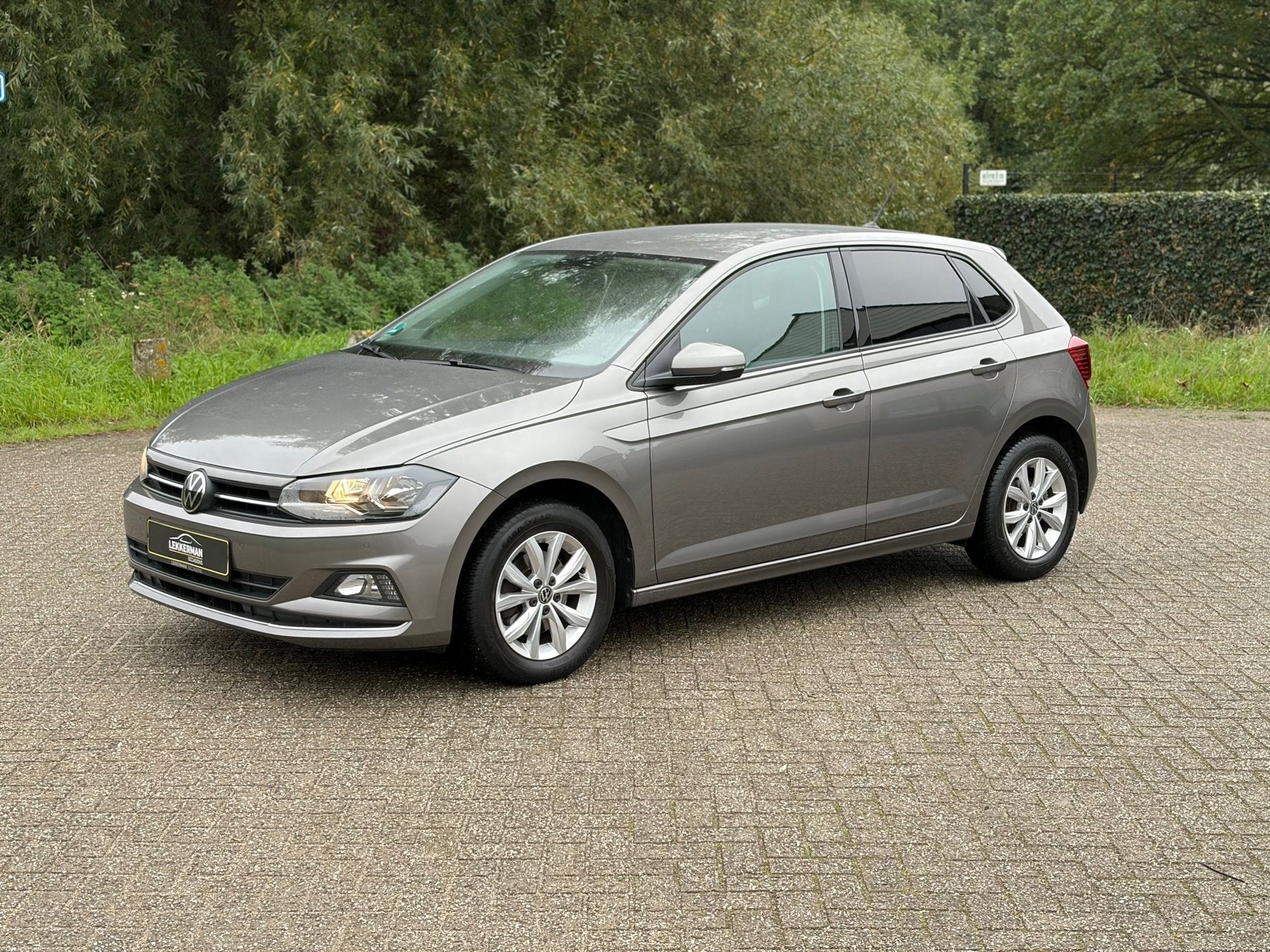 Volkswagen Polo 1.0 TSI Highline 110PK I 6 BAK I CARPLAY I C, Auto's, Voorwielaandrijving, 1063 kg, Gebruikt, Origineel Nederlands