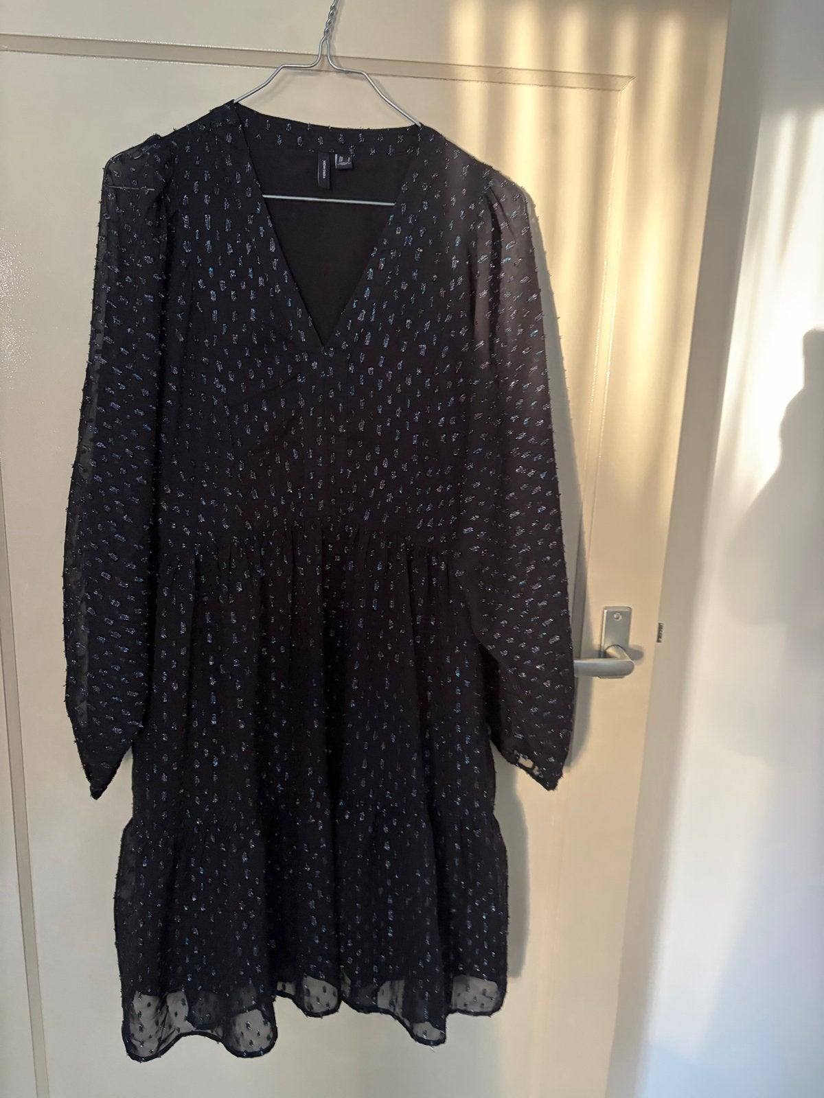 Vero Moda Zwart Jurkje met Glitters Maat M, Kleding | Dames, Jurken, Maat 38/40 (M), Zwart, Ophalen of Verzenden, Zo goed als nieuw