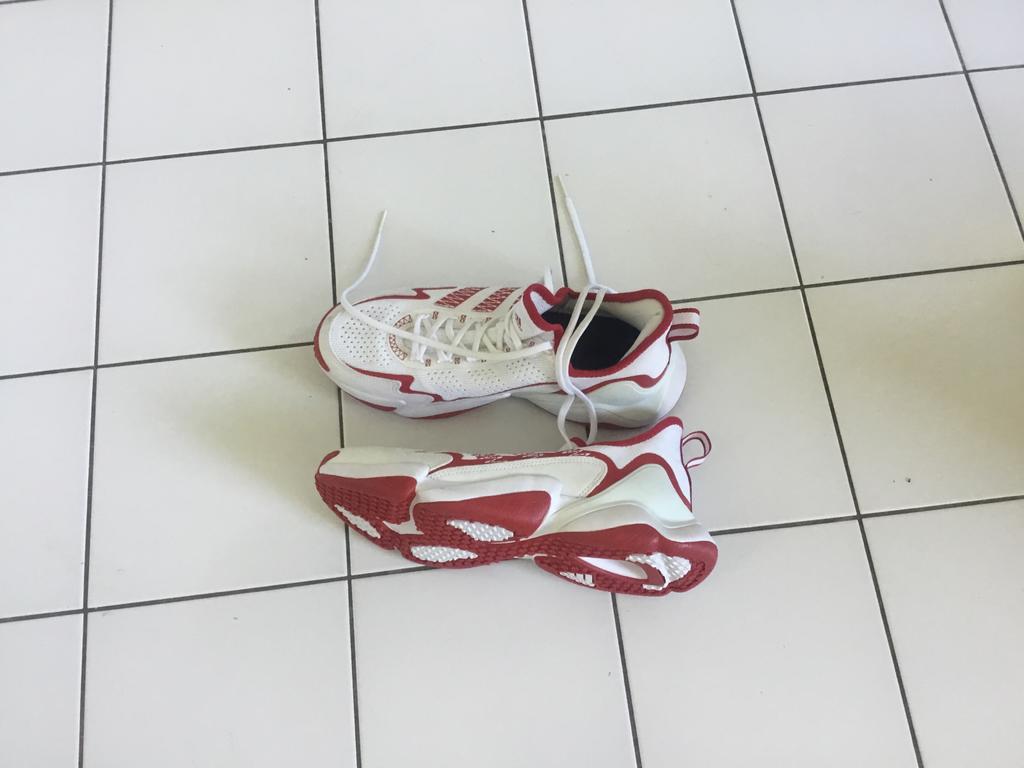 Heren Tennisschoenen Maat 42.5(US 9)voor Gravel/Gras Adidas, Adidas, L00, Schoenen, Nieuw