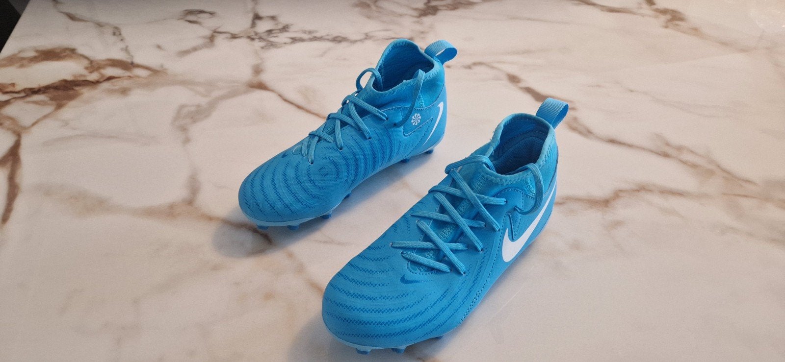 Nike Phantom Luna II Acad F/MG Voetbalschoenen - Maat 33, Ophalen of Verzenden, Nieuw, Schoenen