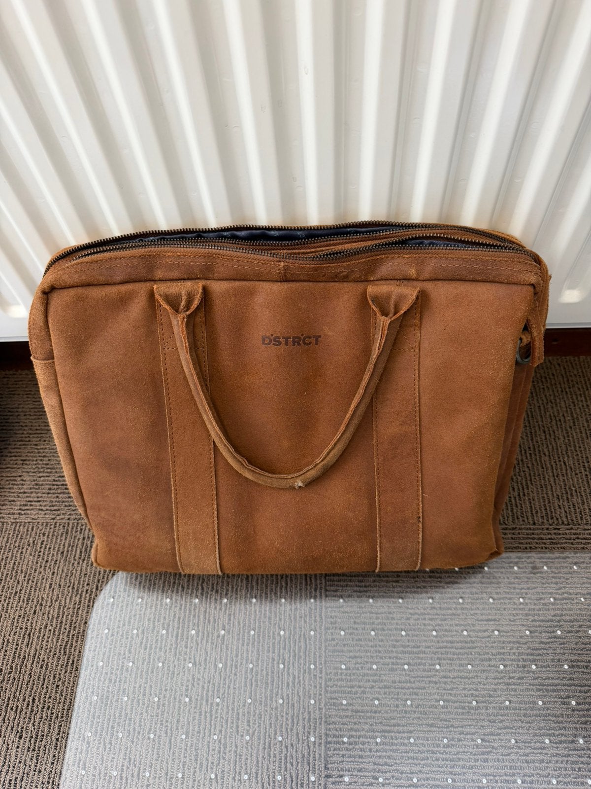 DSTRCT limited laptoptas 15,6 inch, Meerdere vakken, Gebruikt, Bruin, 15 inch