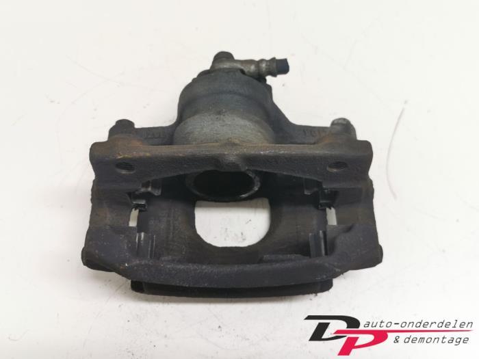 Remklauw (Tang) rechts-voor van een Peugeot 107, Gebruikt, -, -, Ophalen of Verzenden