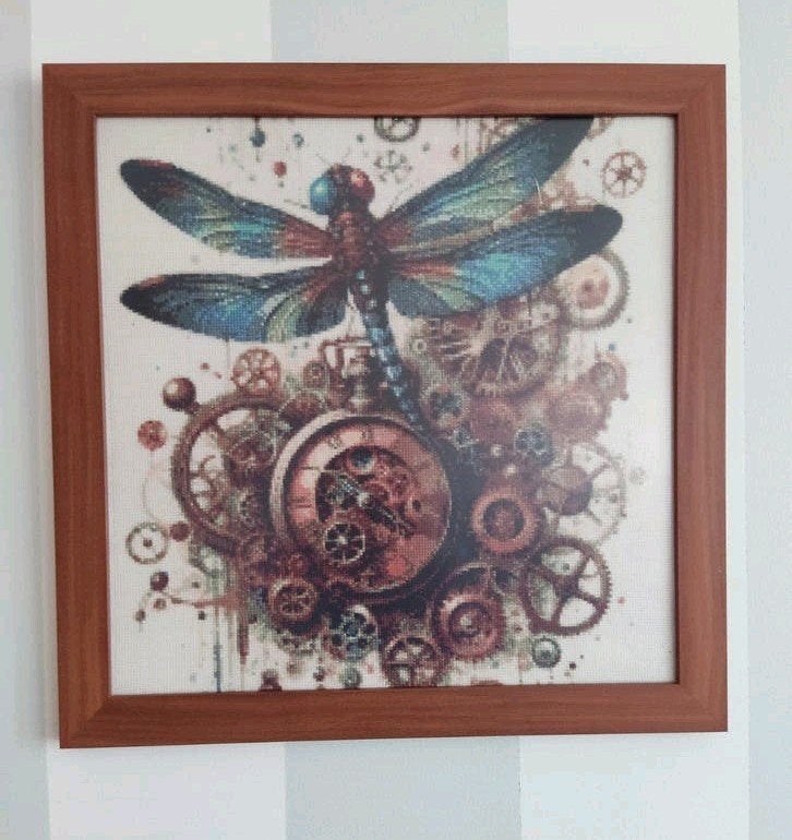 Handgemaakt Kruissteek Borduurwerk Libelle & Klokwerk, Minder dan 50 cm, Verzenden, Nieuw, Schilderij