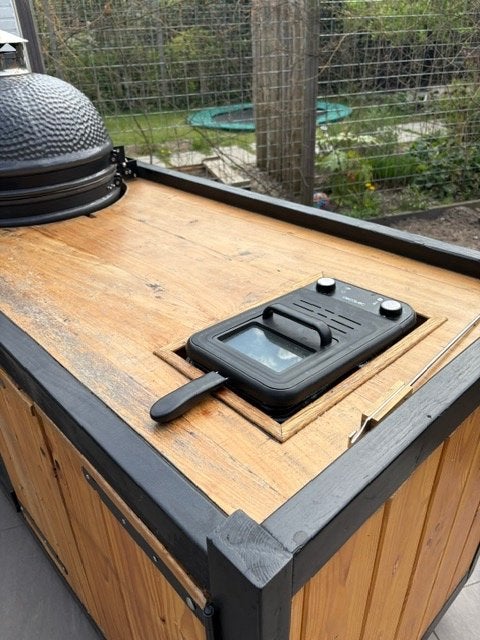 Grill guru met zelfbouw buitenkeuken, Ophalen, Gebruikt, Grill Guru, Met accessoires