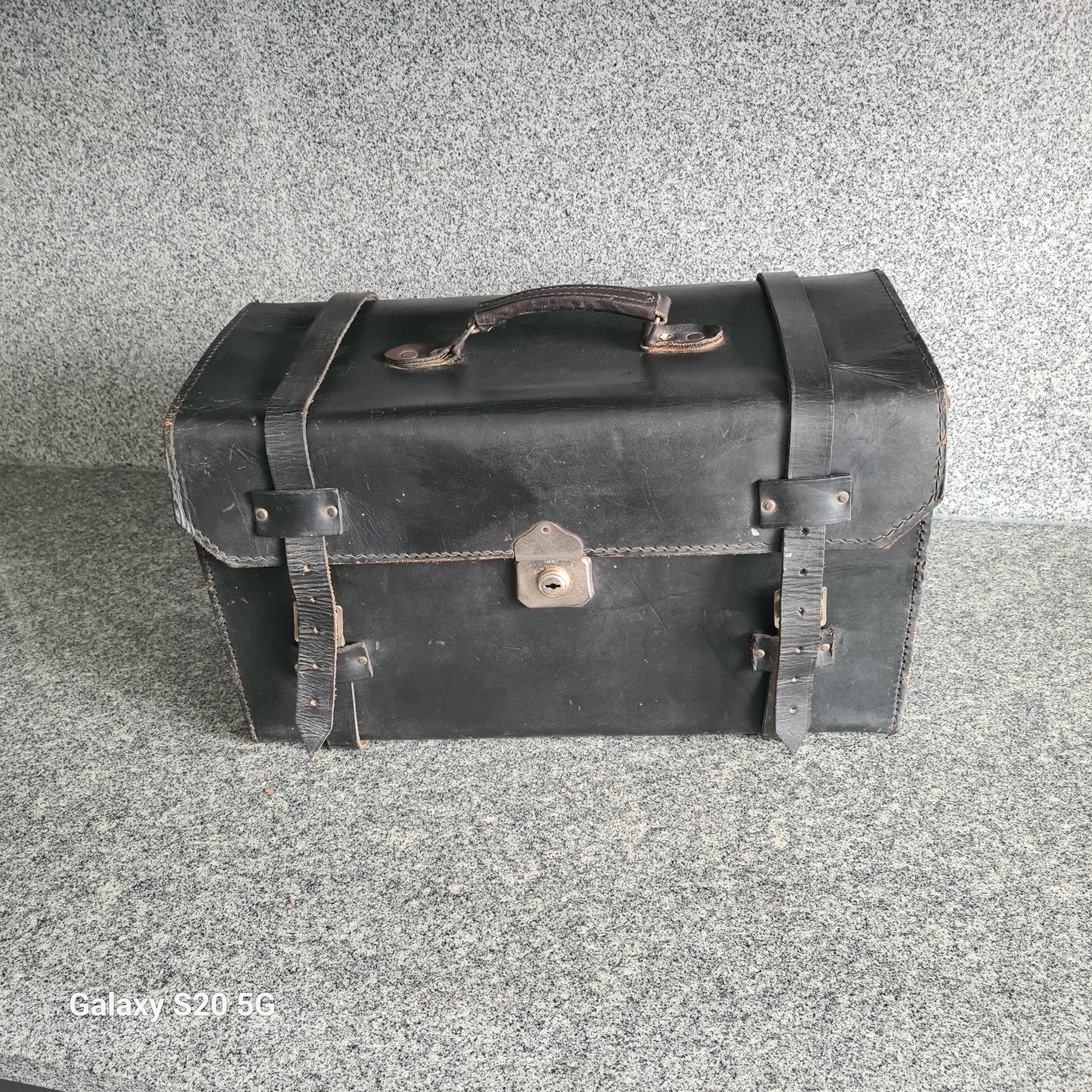 Vintage Leren gereedschapKoffer/Opbergbox met Slot, Antiek en Kunst, Antiek | Woonaccessoires, Ophalen of Verzenden