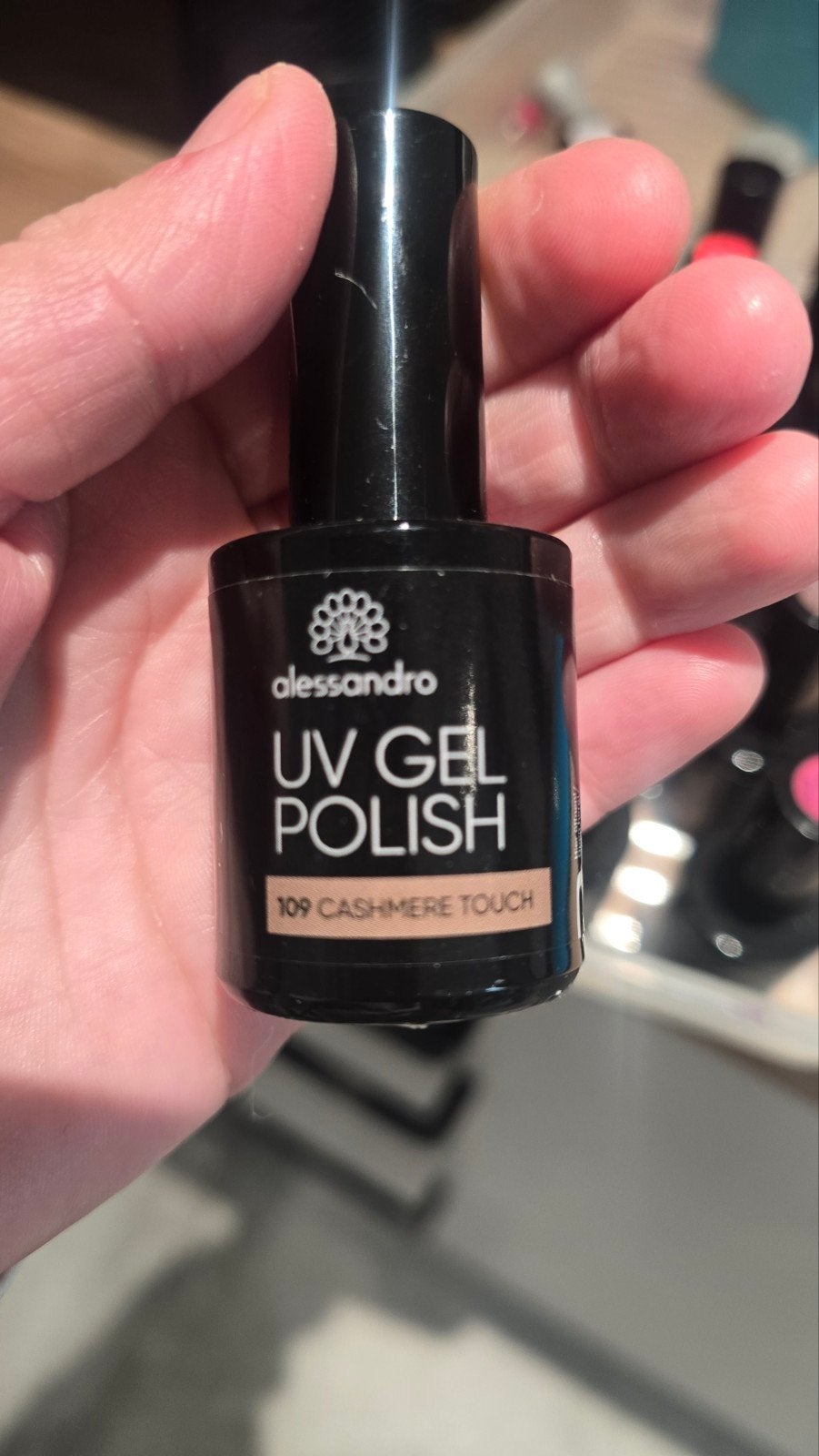 18 flesjes nieuw gellak merk allesandro, Overige kleuren, Nieuw, Ophalen of Verzenden, Handen en Nagels