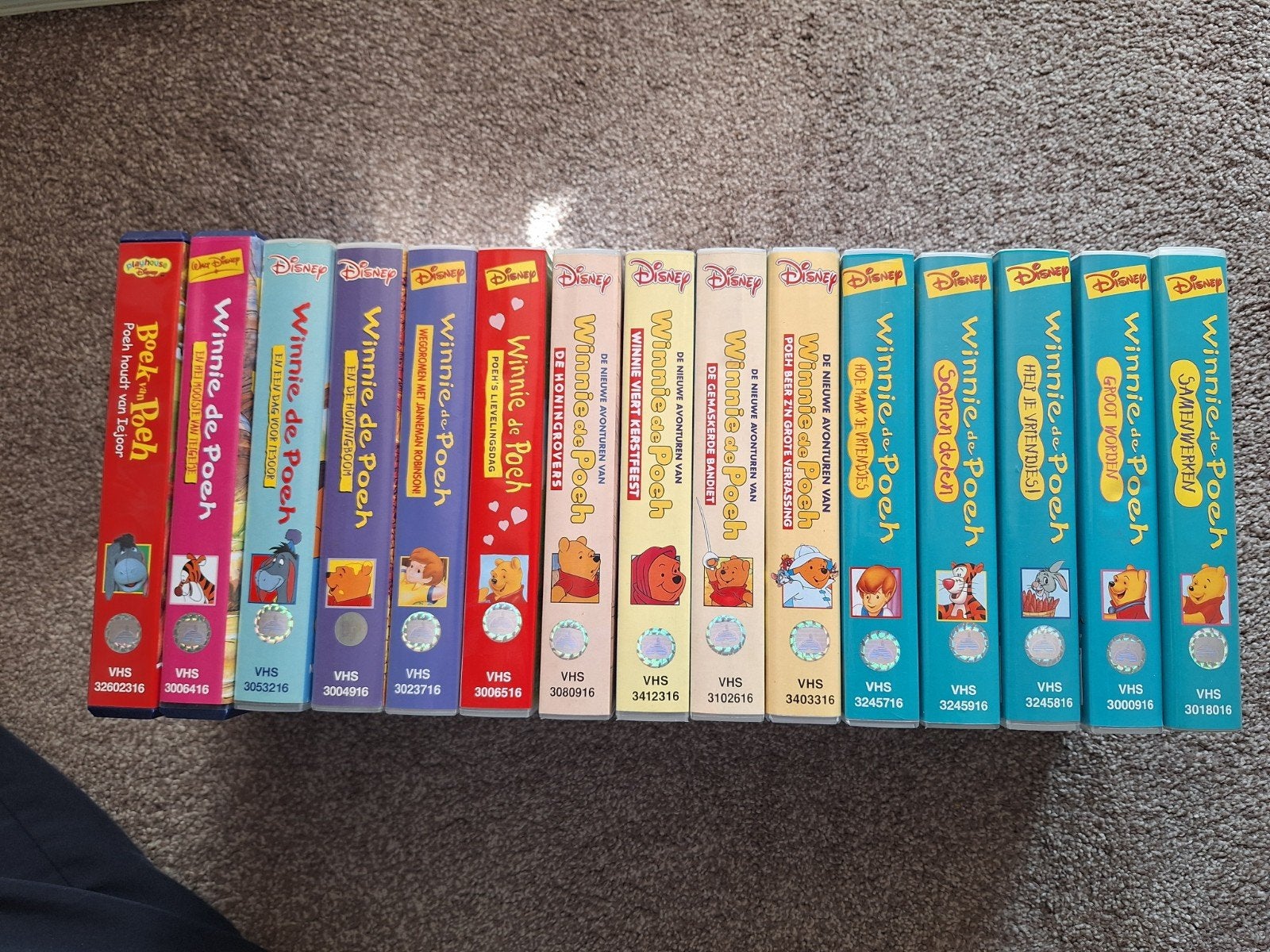 15x video van Winnie de Poeh., Cd's en Dvd's, Alle leeftijden, Zo goed als nieuw, Kinderprogramma of -film, VHS