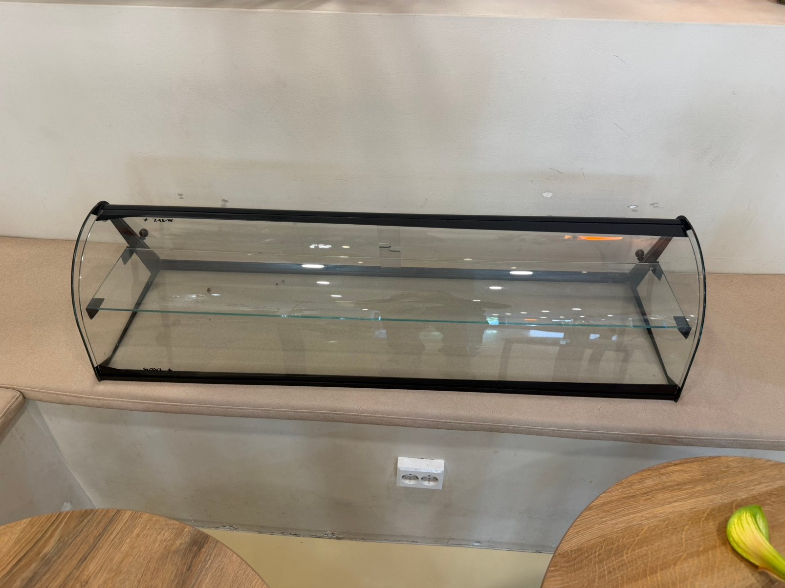 Gebaksvitrine, Ophalen, Gebruikt, Bakkerij en Slagerij