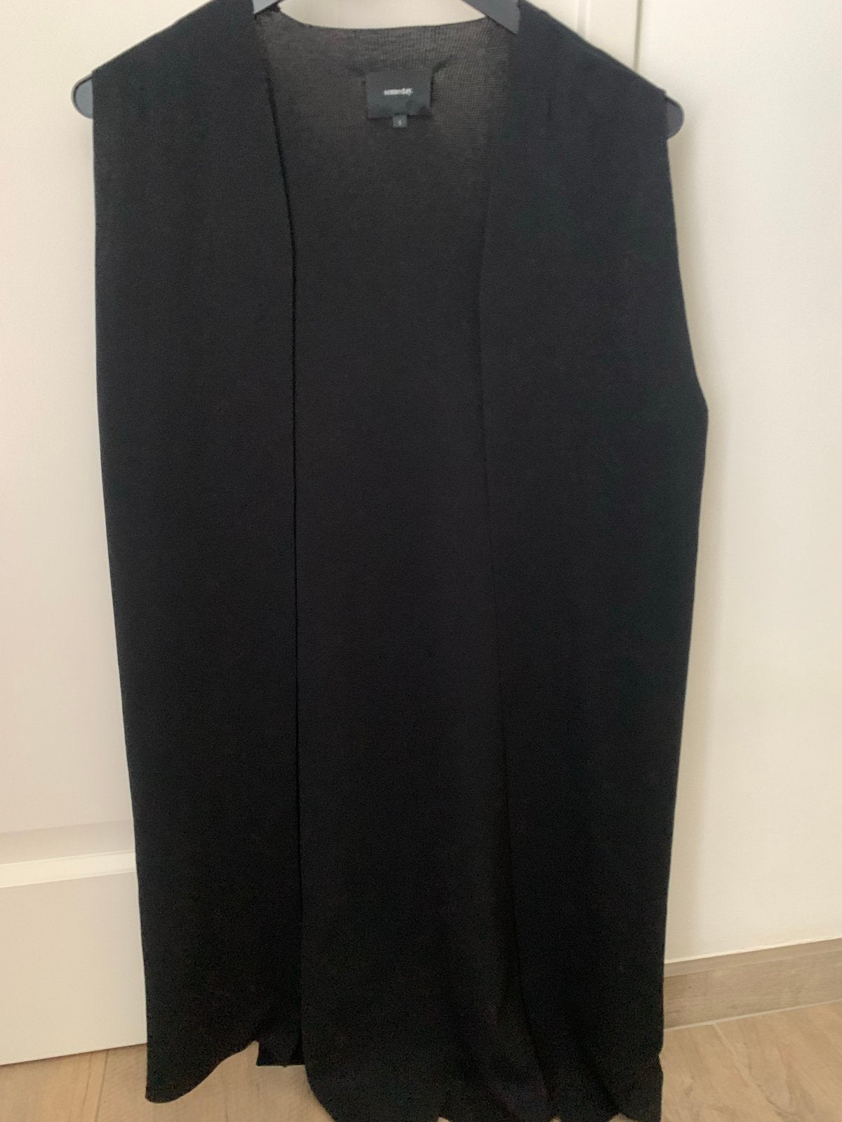 Zwart mouwloos vest van Someday, maat S, Kleding | Dames, Truien en Vesten, Ophalen of Verzenden, Zo goed als nieuw, Maat 36 (S)