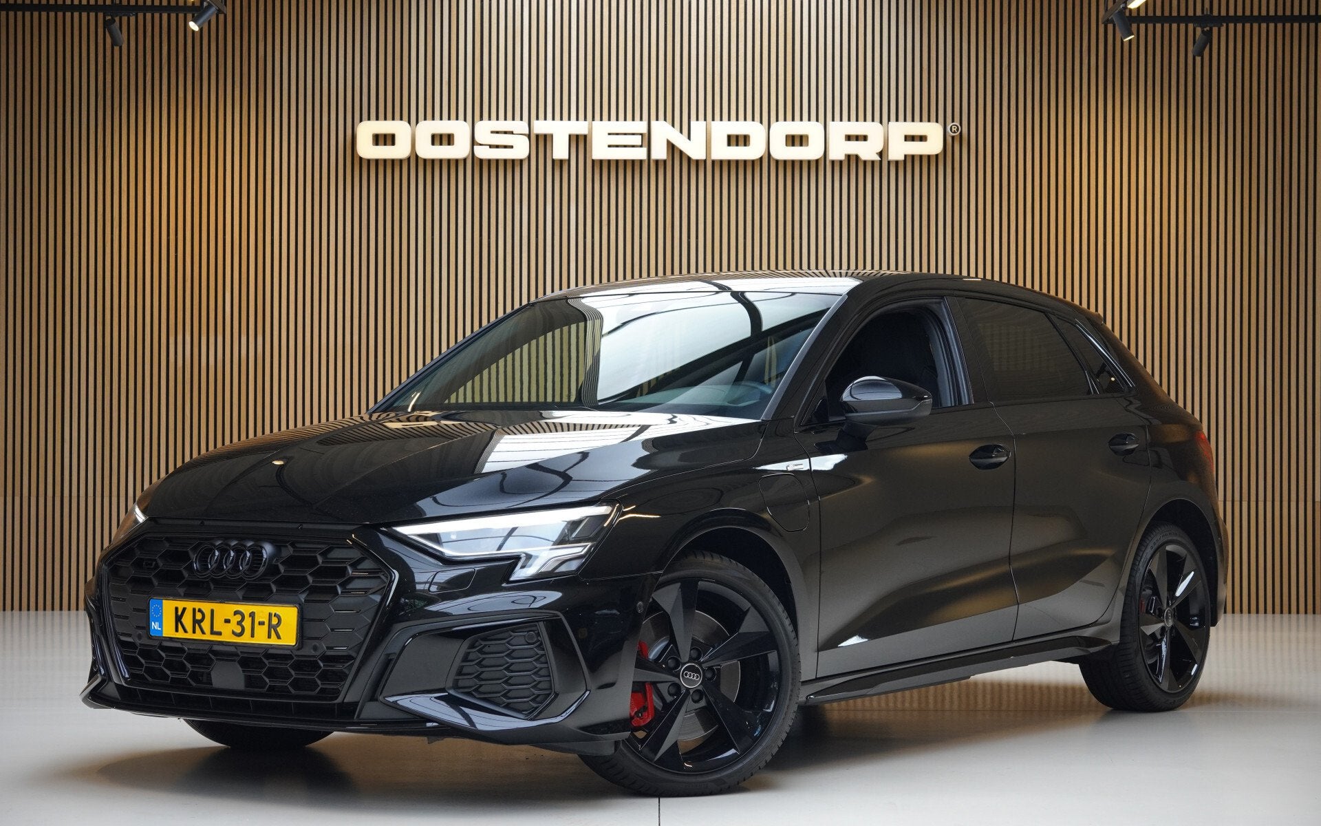 Audi A3 Sportback 45TFSIe/245pk S-Line Blackstyle|2022|Cruis, Dealer onderhouden, Gebruikt, 4 cilinders, 150 pk