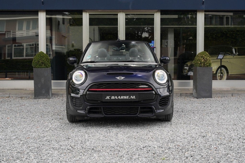 Mini CABRIO 2.0 JCW CHILI /LED/HAR-KAR/LEDER/PDC/CARPLAY, Auto's, 1998 cc, 232 pk, Gebruikt, Euro 6