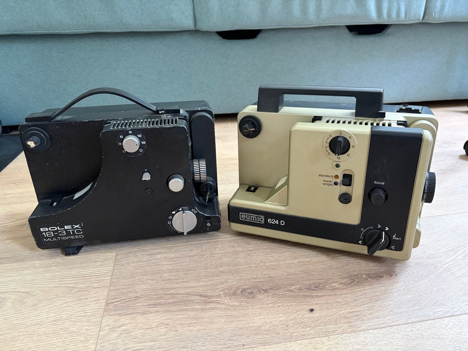 Bolex 18-3 TC en Eumig 624 D filmprojectoren (voor onderdele, Ophalen, Projector