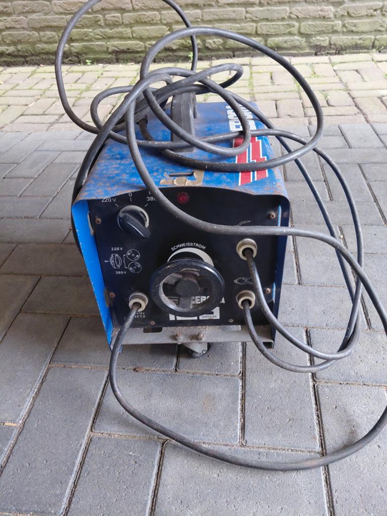 Degelijk elektrisch lasapparaat - Gebora 160 Ampere, Ophalen of Verzenden, Gebruikt, 150 tot 250 ampère, Elektroden