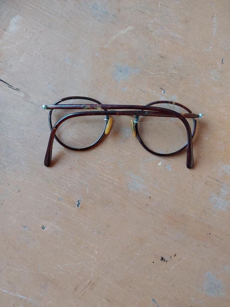 Oude wetse brilletje nr 19, Antiek en Kunst, Curiosa en Brocante, Ophalen of Verzenden