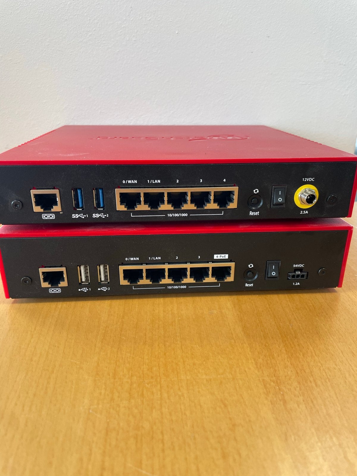 WatchGuard Firebox T55 Firewall - Werkend getest, Router, Gebruikt, Ophalen of Verzenden, Nvt