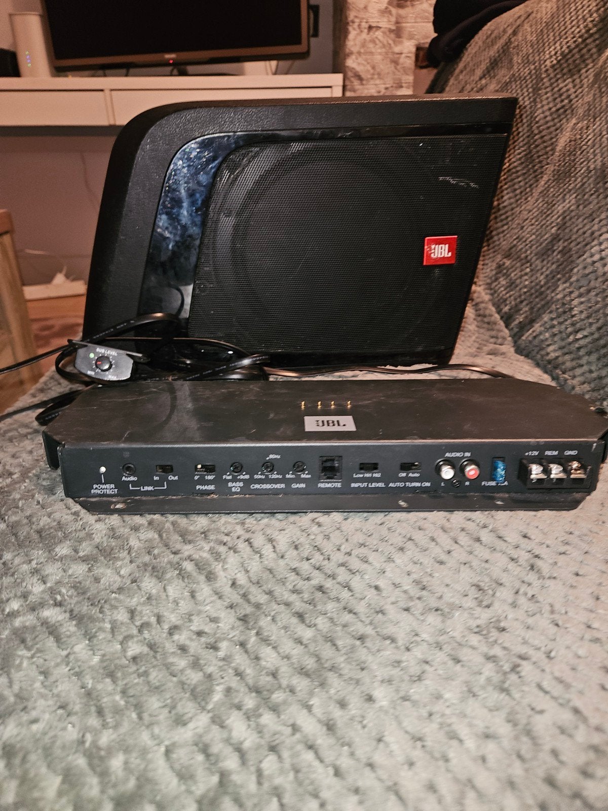 JBL actieve subwoofer voor in de auto, Auto diversen, Ophalen of Verzenden