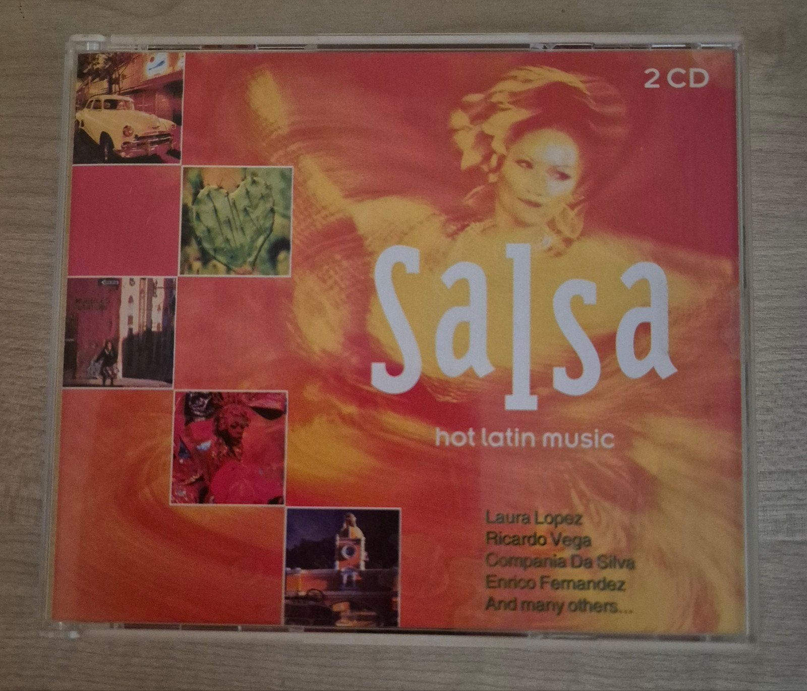 CD-box: Salsa - Hot Latin Music (Dubbel-CD / 2 CD's), Ophalen of Verzenden, Zo goed als nieuw