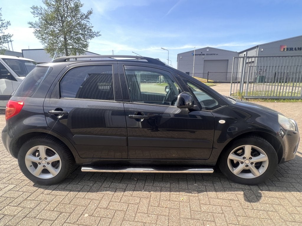 Suzuki SX4 Sidebars met opstapjes steps, Niet ingevuld, Niet ingevuld, Niet ingevuld