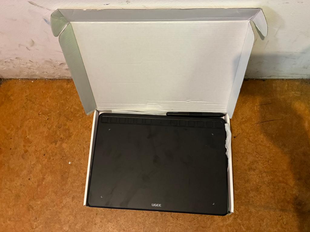 Ugee S1060W pen tablet teken pad, Computers en Software, Tekentablets, Ophalen of Verzenden, Zo goed als nieuw, Draadloos