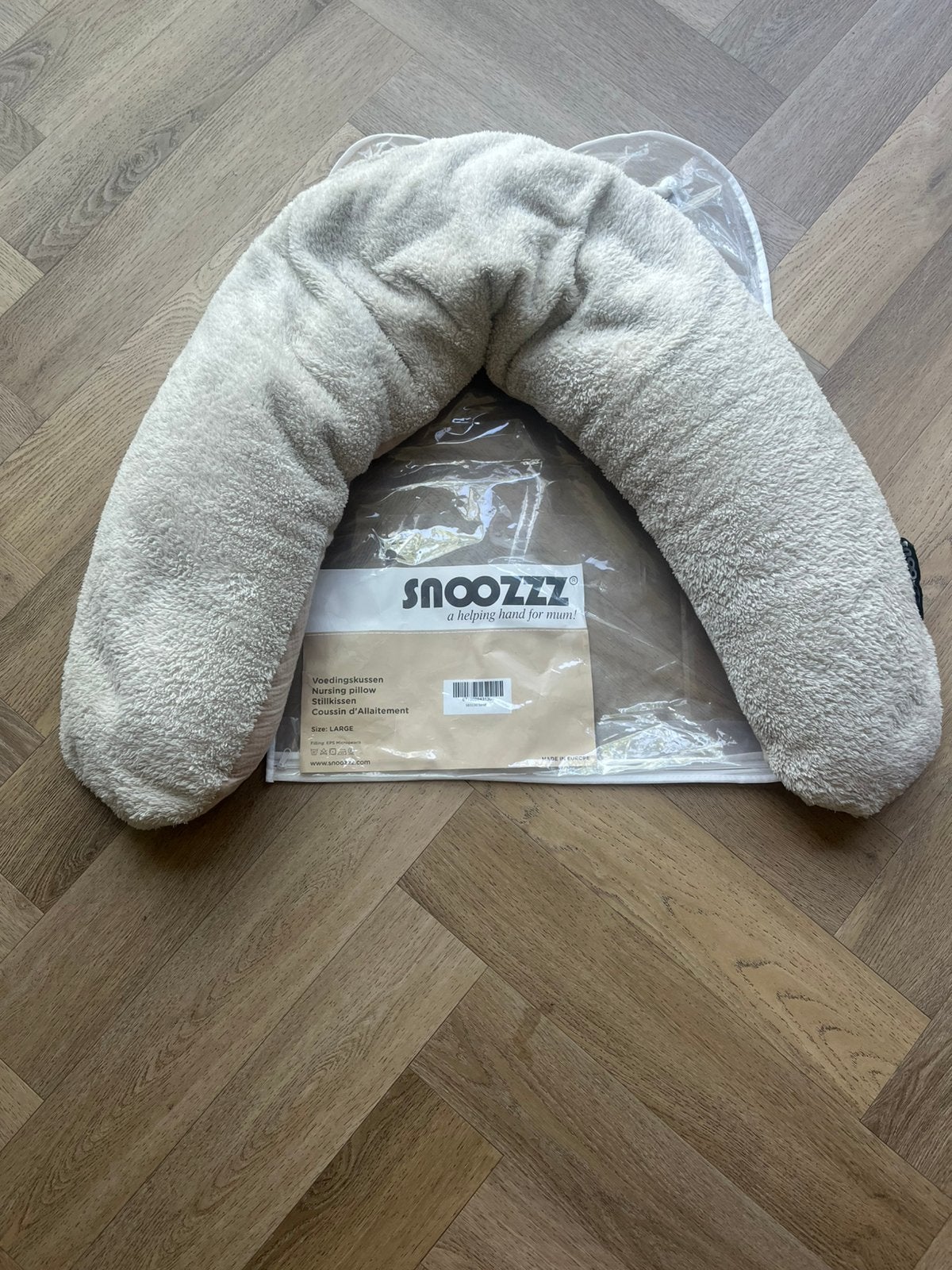 Voedingskussen Snoozzz, Ophalen, Zo goed als nieuw, Voedingskussen