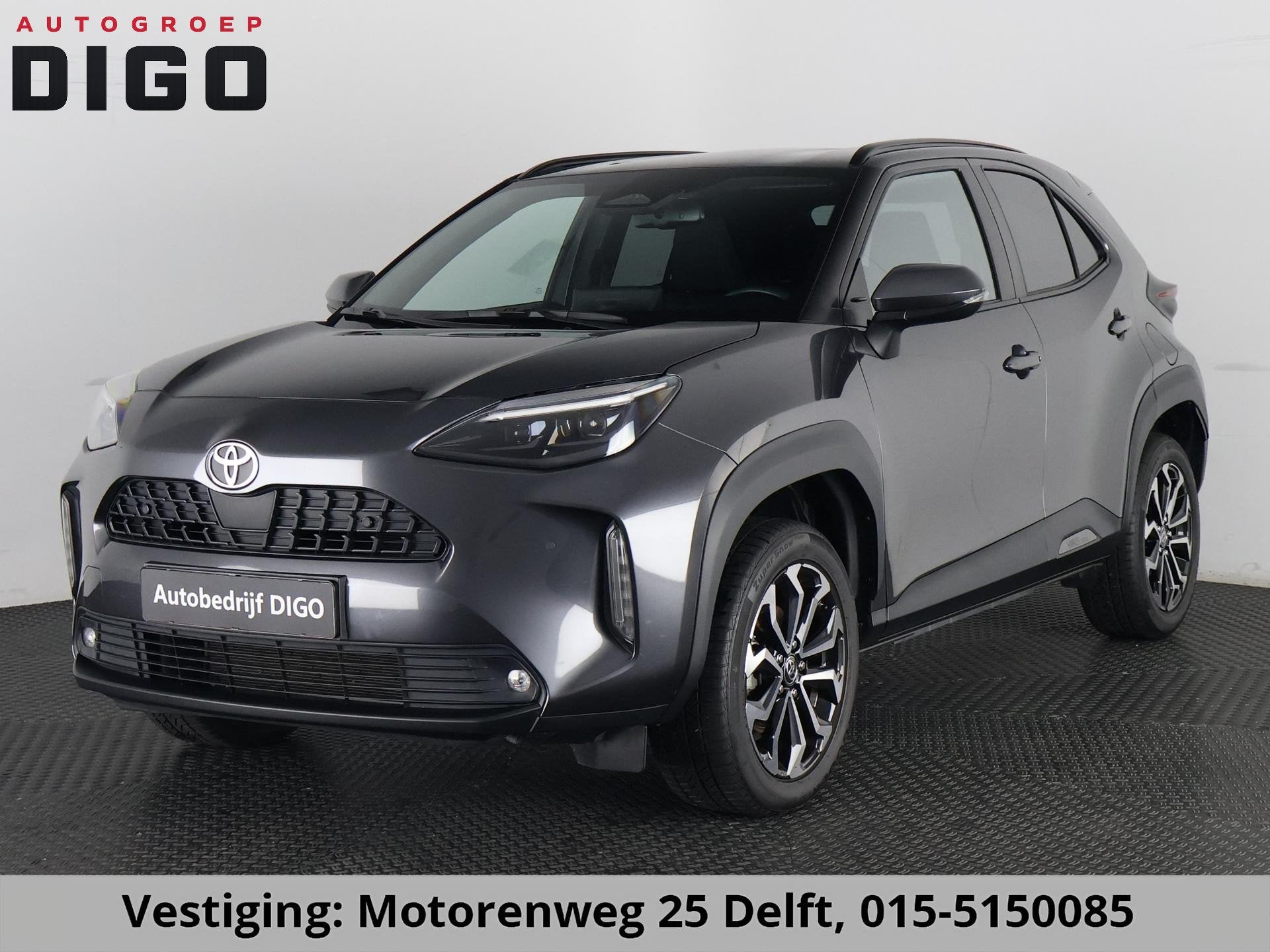 Toyota Yaris Cross 1.5 HYBRIDE DYNAMIC LUXURY GARANTIE TOT 2, Auto's, Dealer onderhouden, Stof, Gebruikt, Euro 6