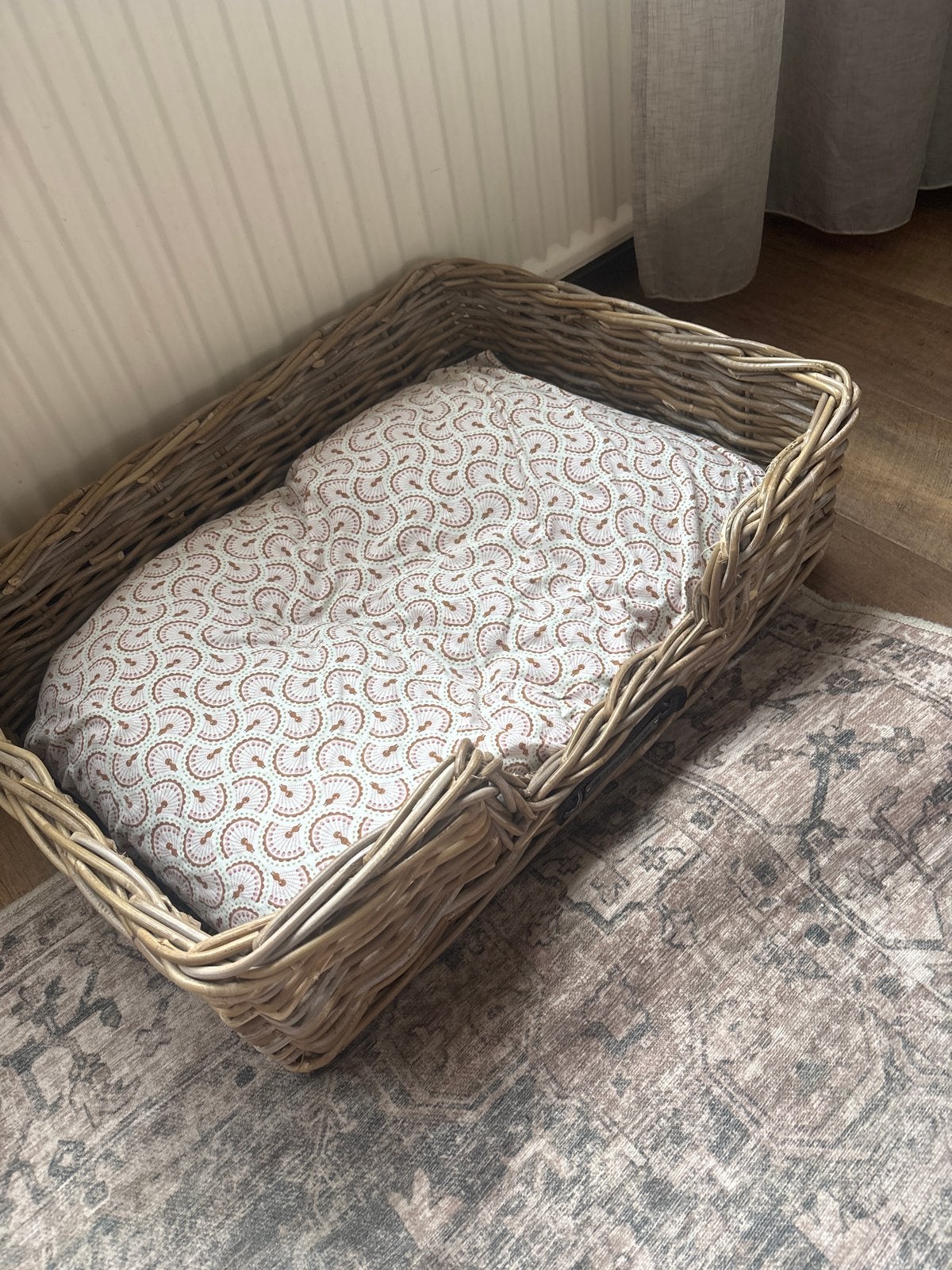 Happy House hondenmand / hondenbed – riet – landelijk, Ophalen