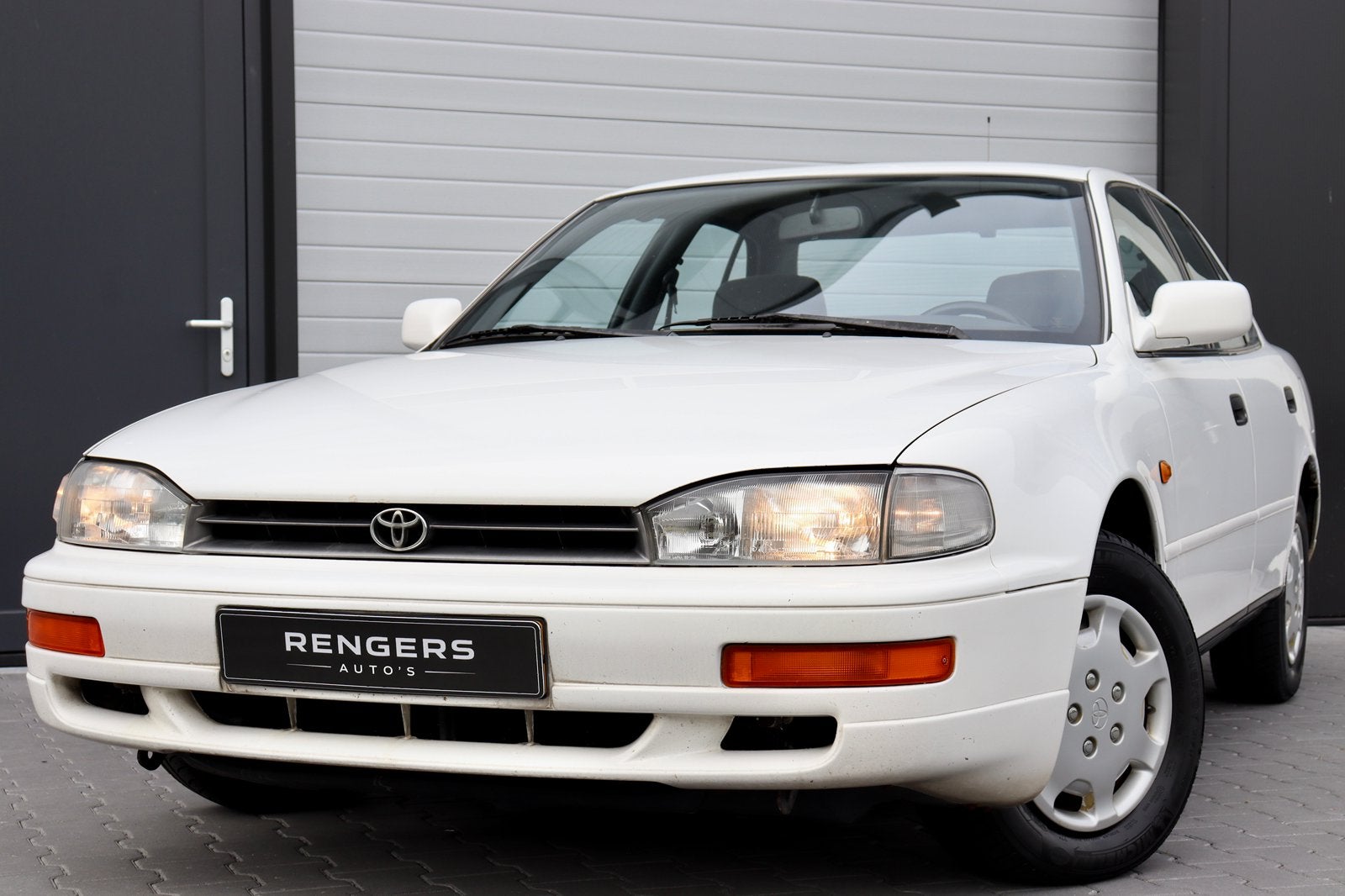 Toyota Camry 2.2 GL | Airco | Automaat | Unieke Auto, Auto's, 136 pk, 4 cilinders, Elektrische ramen, Origineel Nederlands