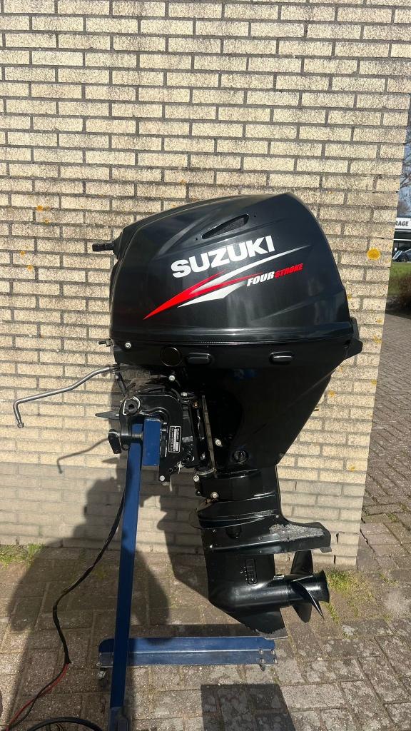 Buitenboordmotor Suzuki de 30 pk