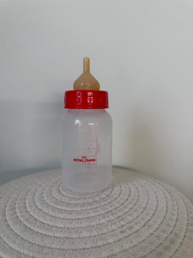 Royal Canin voedingsflesjes voor puppy's (2 stuks), Verzenden, Hond