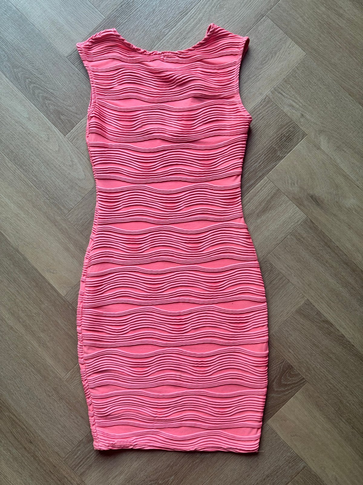 Jane Norman roze jurk met structuur maat 10 (S/M), Maat 38/40 (M), Ophalen of Verzenden, Roze, Gedragen