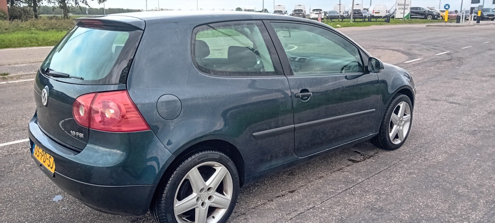 Foto 6 van Volkswagen Golf 1.6 16V FSI 85KW 3D 2004 Blauw