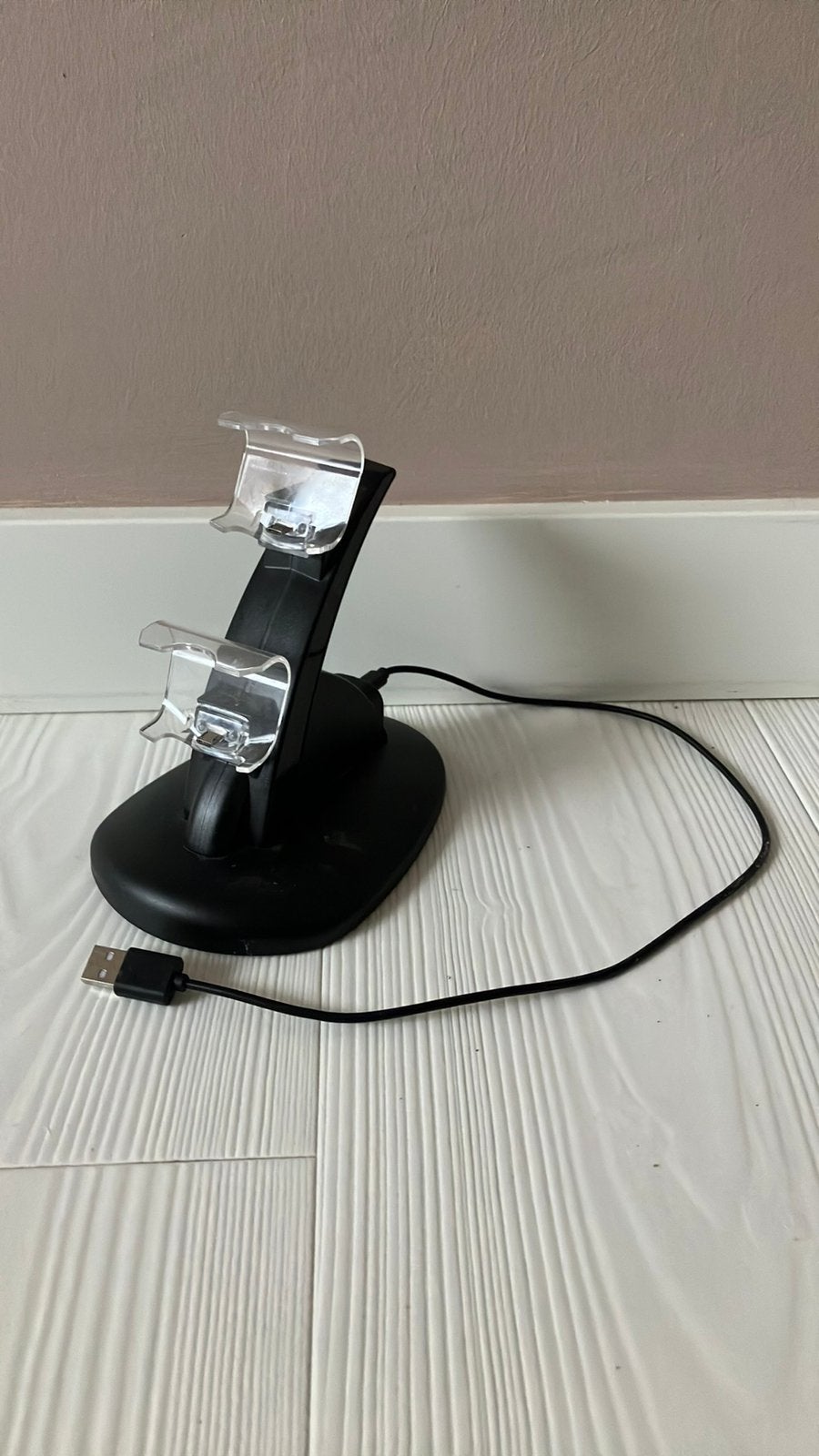 Charger voor ps4 controllers, Ophalen of Verzenden, Zo goed als nieuw