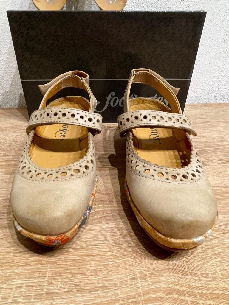 Footnotes  Wedge Sandalen, Mary Jane – Maat 38 G, Nieuwstaat, Kleding | Dames, Schoenen, Footnotes, Footnotes, Zo goed als nieuw